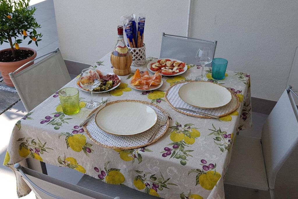 Residence Olivi - Panorama Lake View, Pool, Terrace, Garden, Wifi Toscolano Maderno Buitenkant foto